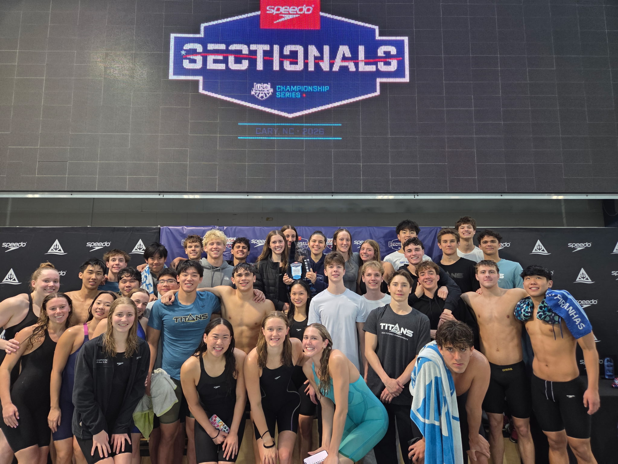 TAC TITANS Win Speedo ESSZ Sectionals